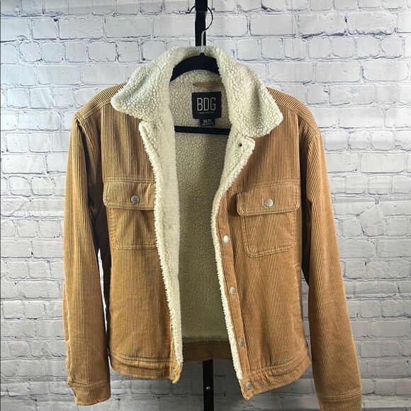 🧥 BDG Urban Outfitters Sherpa-Lined Corduroy Jacket XS - Picture 1 of 4